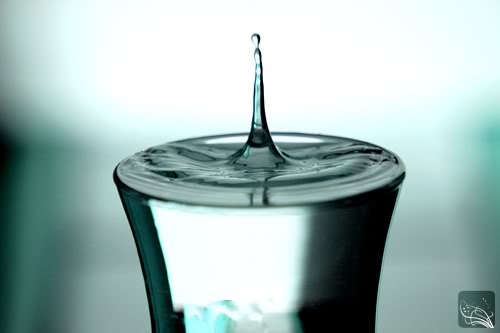 Resultado de imagen de gota de agua vaso